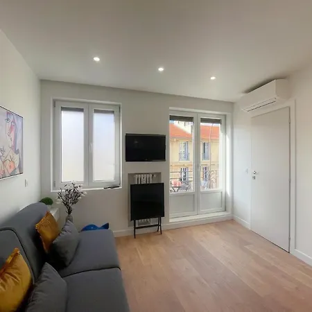 Gare Apartman *